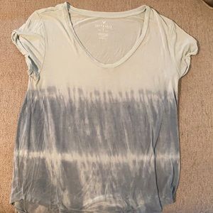 Blue/green American eagle tee